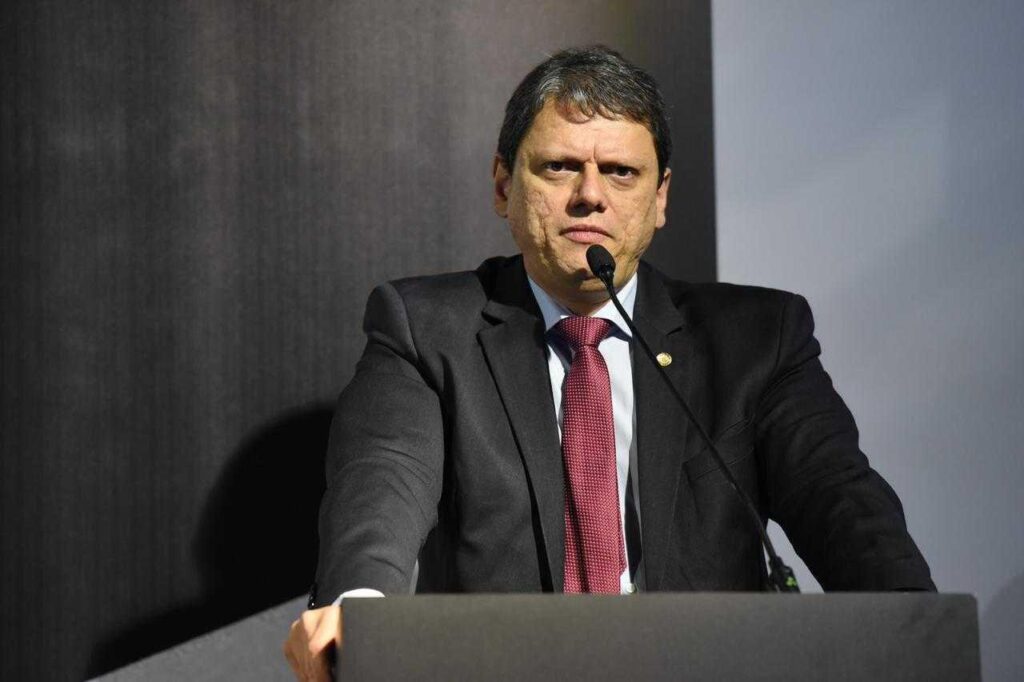 Ministro prevê mais de R$ 1 trilhão em contratação em infraestrutura